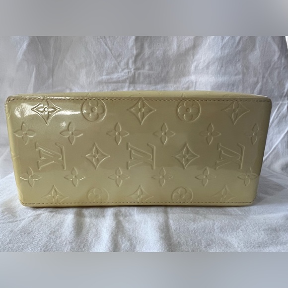 ✨LOUIS VUITTON Monogram Vernis Reade PM Hand Bag✨ - Picture 4 of 12